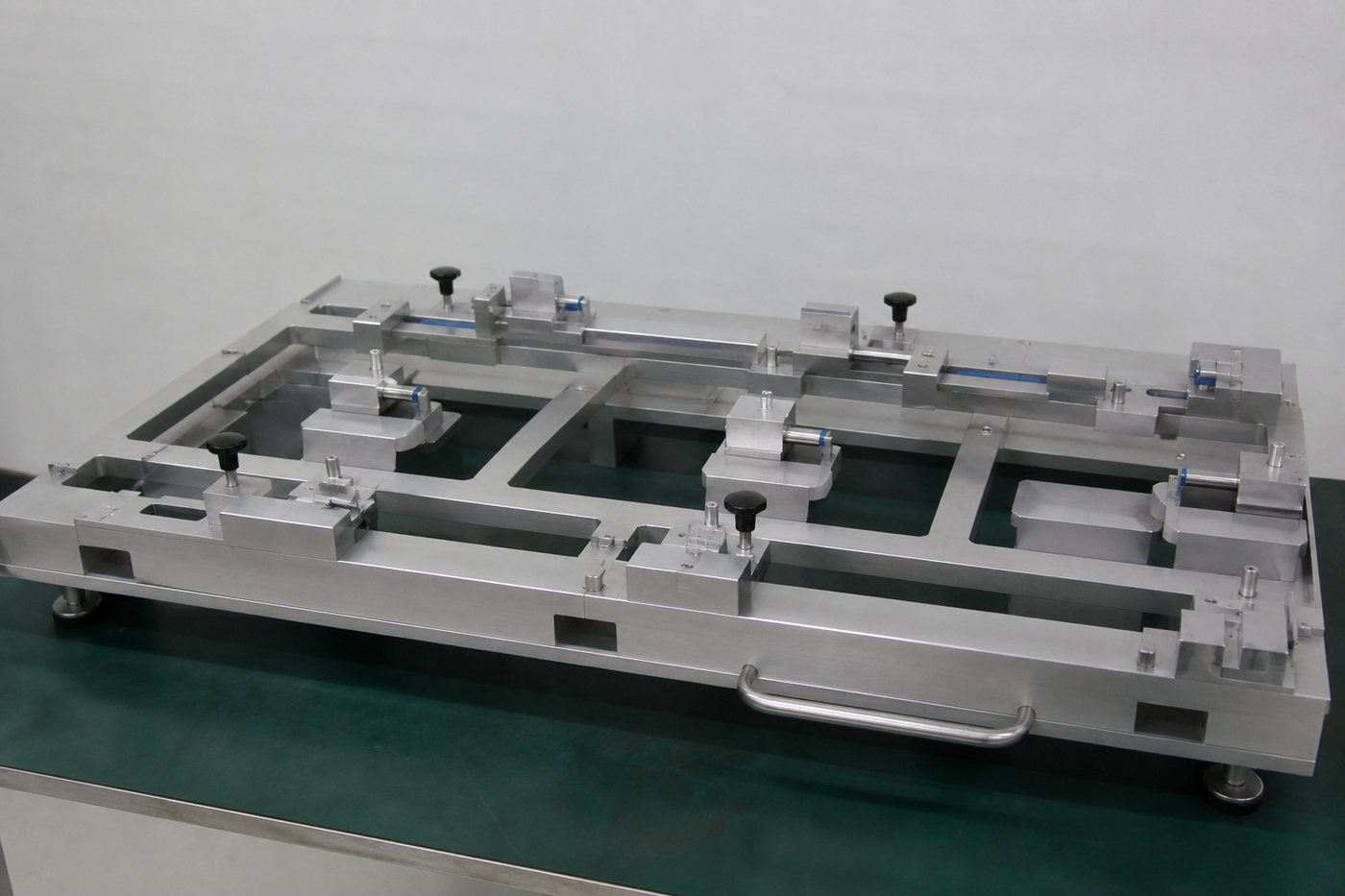 中国SMT治具工厂：过炉载具和组装治具设计 | 精诚捷